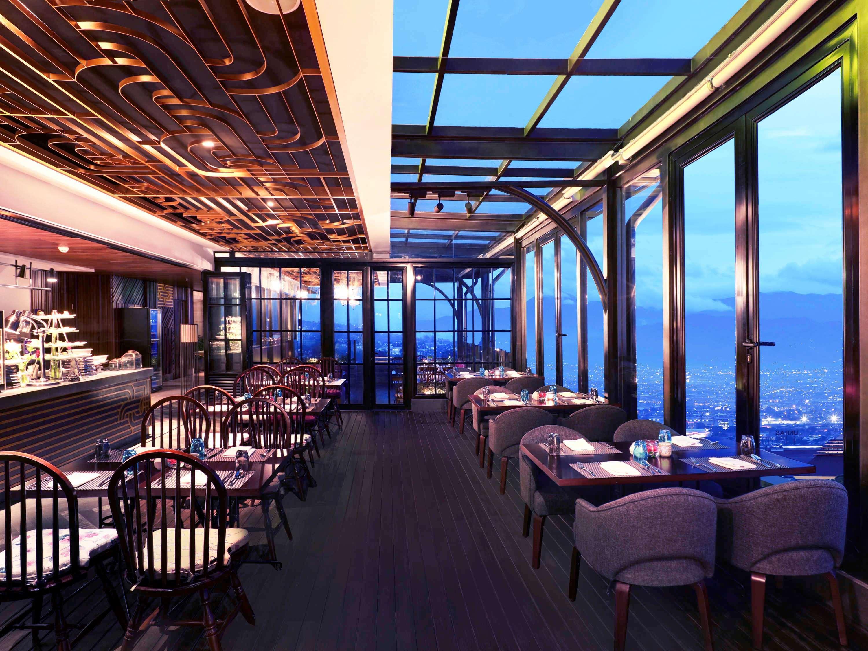 Grand Mercure Setiabudi 5*