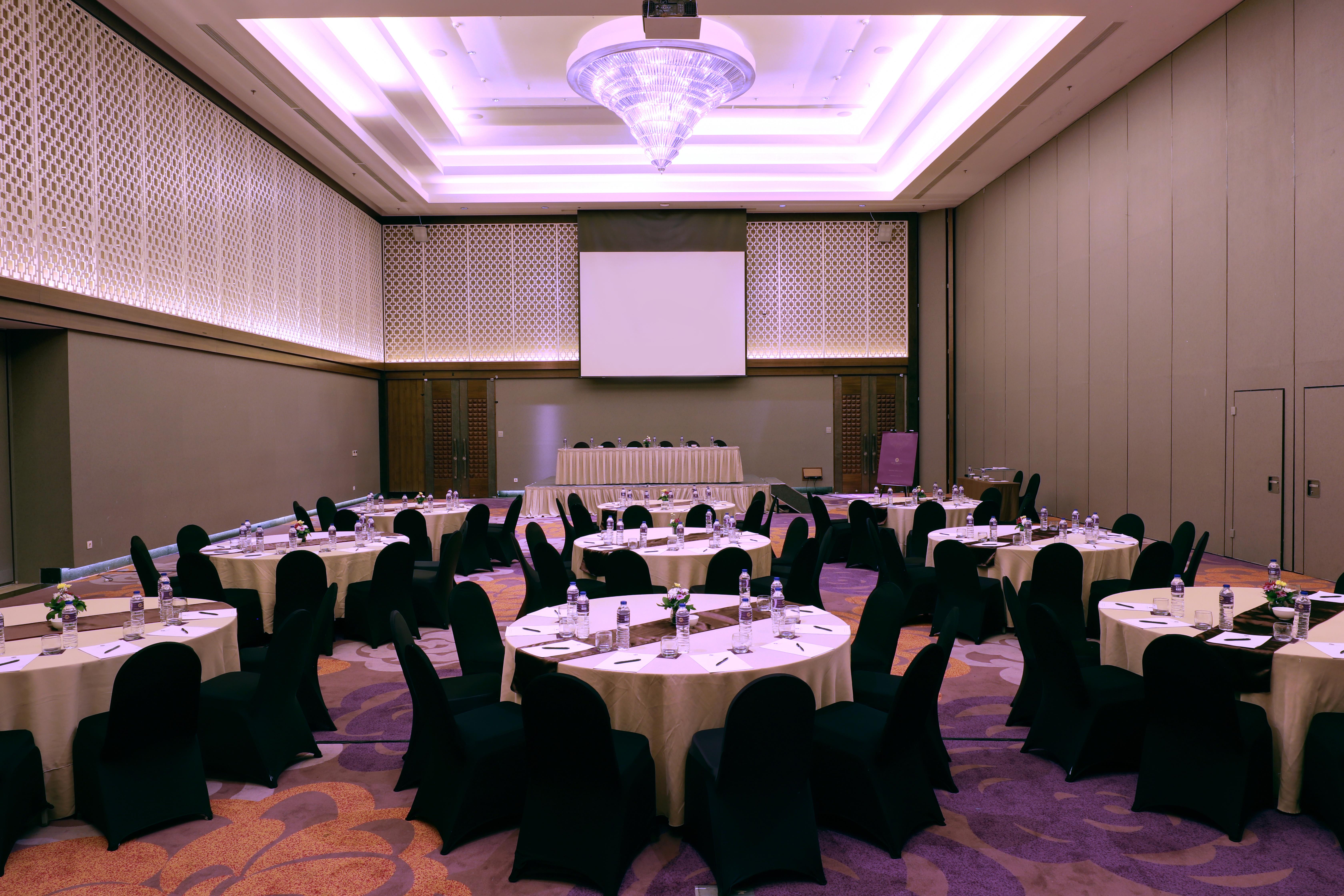 Hotel Grand Mercure Setiabudi 5*